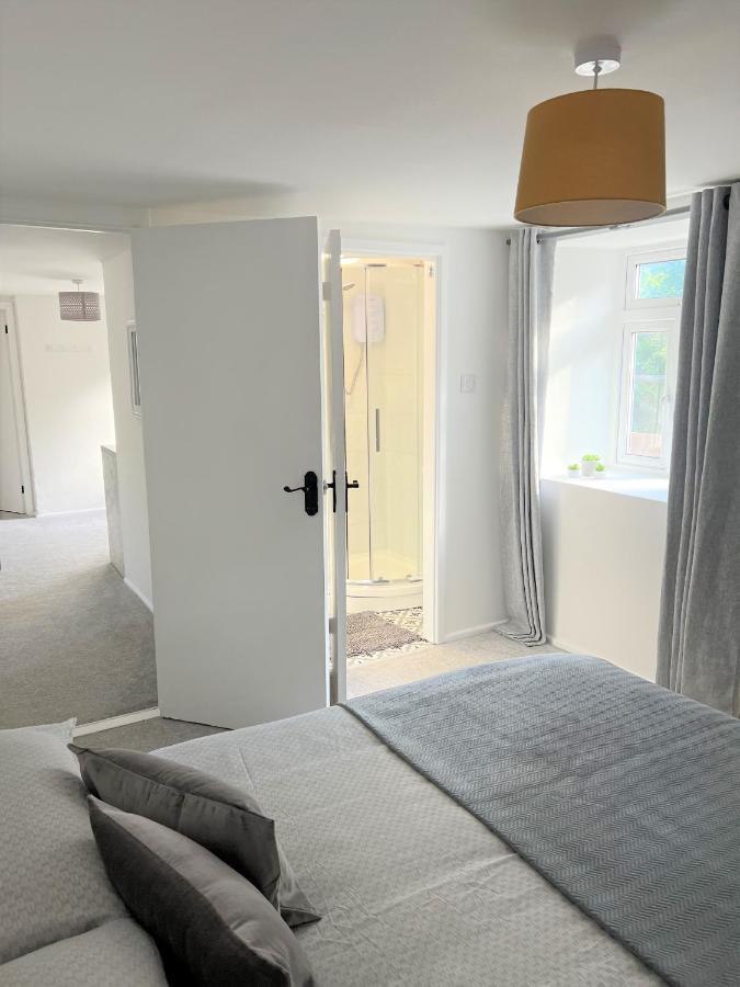 Cosy Retreat In Beautiful Cornwall Хелстън Екстериор снимка